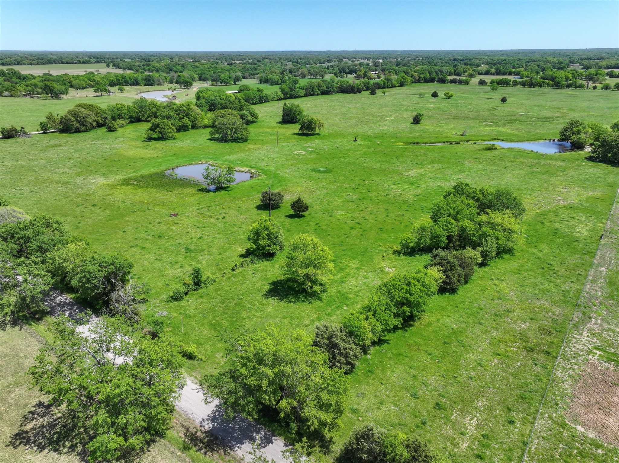 325 Vz County Road 3717 Edgewood TX 75117