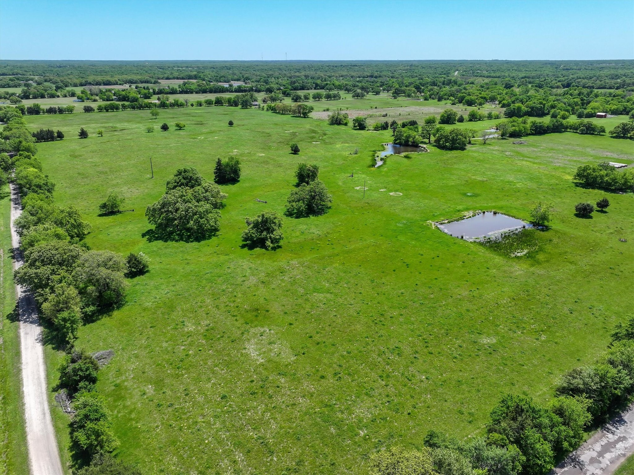 325 Vz County Road 3717 Edgewood TX 75117