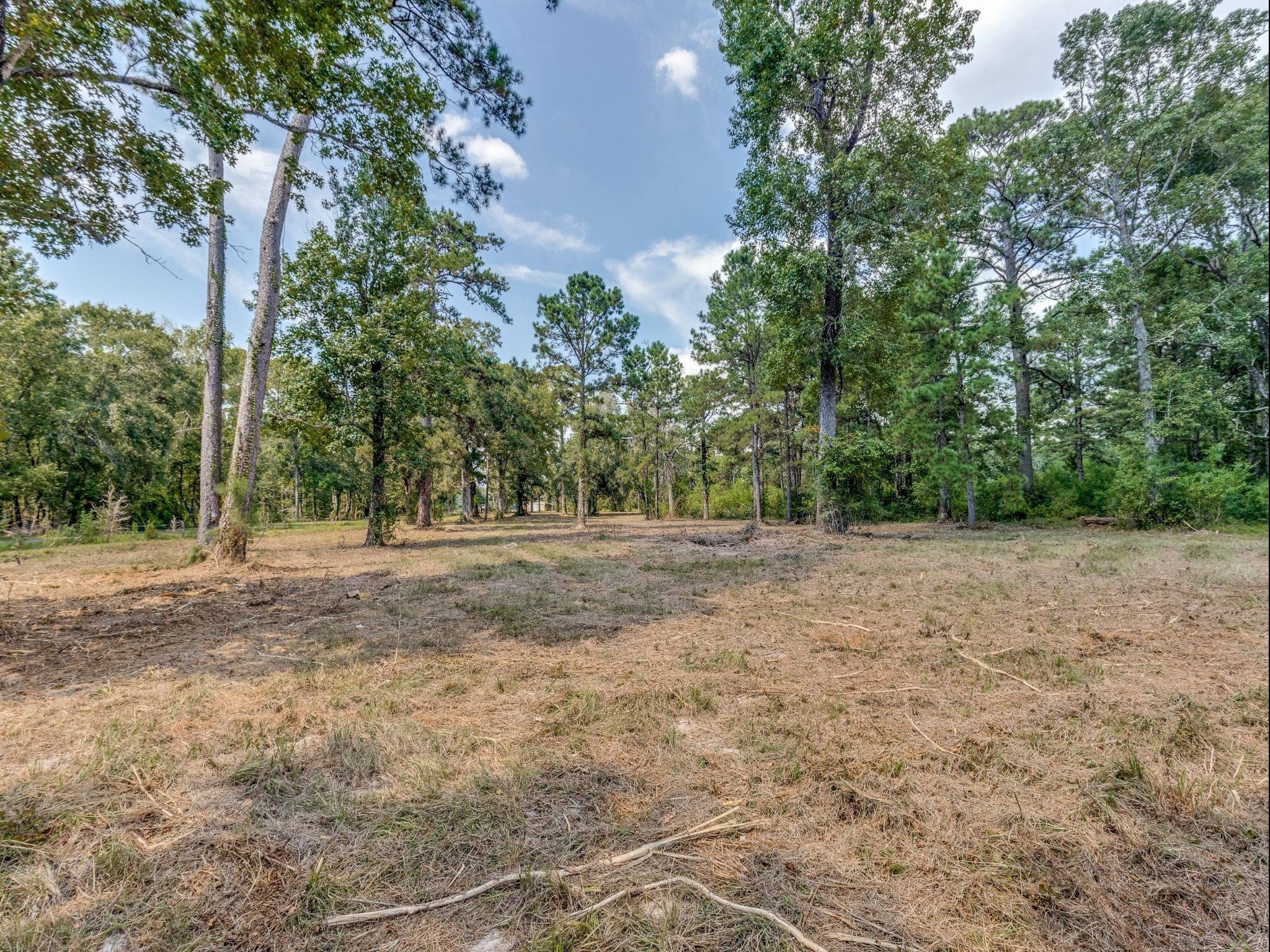 1166 Cr 2060 Hardin TX 77564