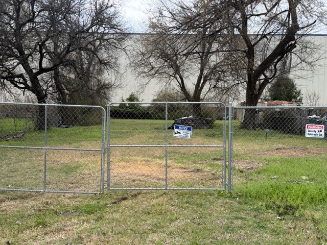 2736 Cedardale Road Lancaster TX 75134