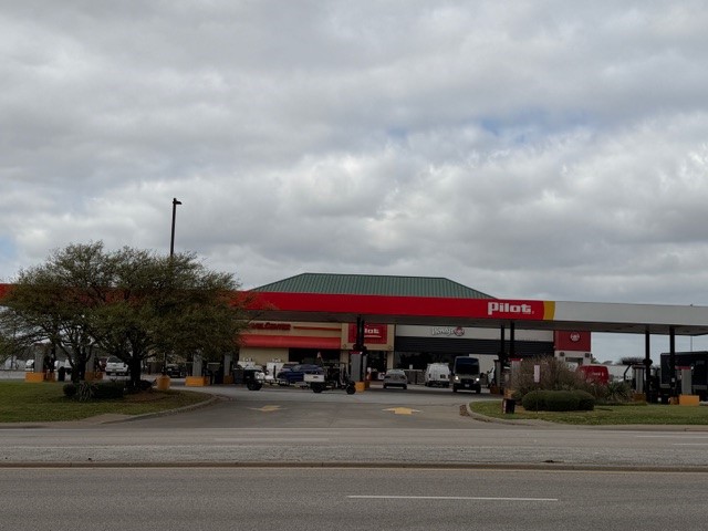 2736 Cedardale Road Lancaster TX 75134