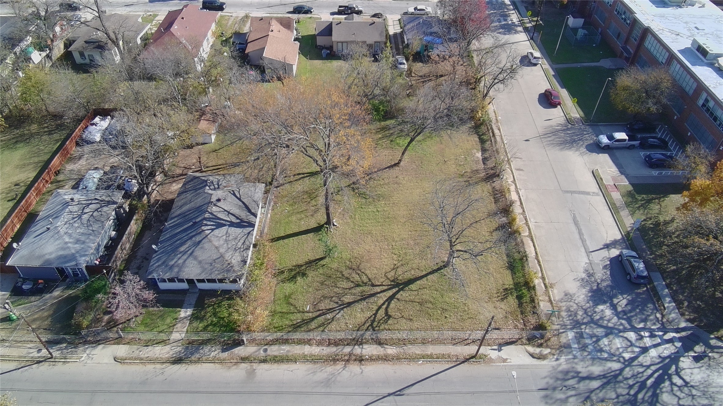4302 Metropolitan Avenue Dallas TX 75210