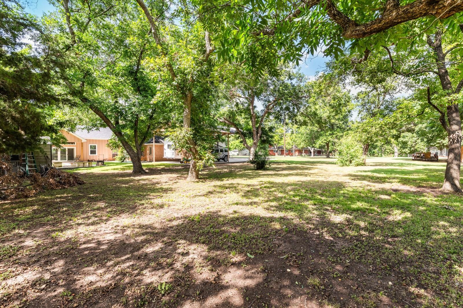 707 S Harrison Street West TX 76691