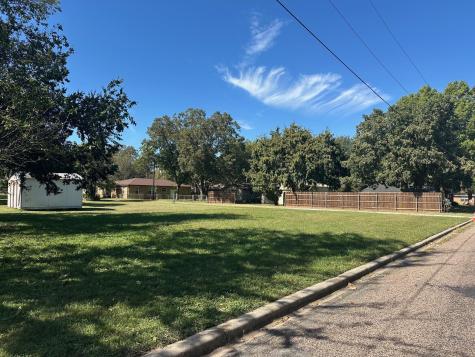 201 Sloan Street Whitesboro TX 76273
