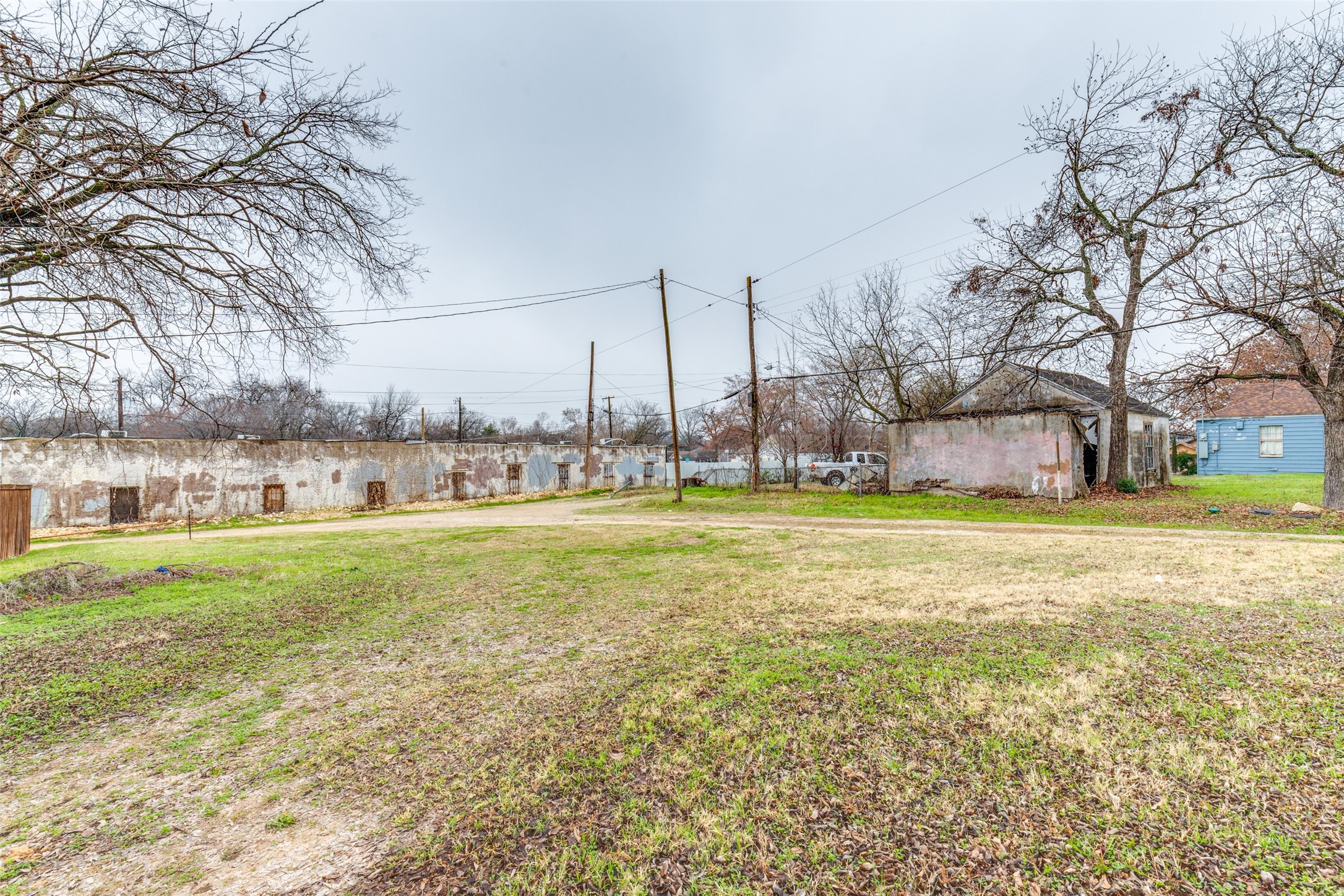 1025 S Oak Cliff Boulevard Dallas TX 75208