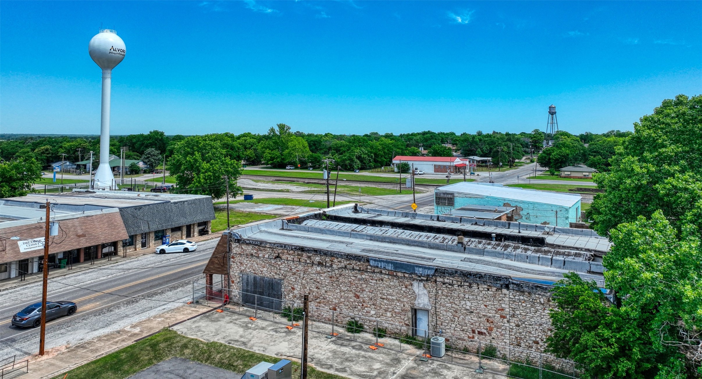 110 N Wickham Street Alvord TX 76225