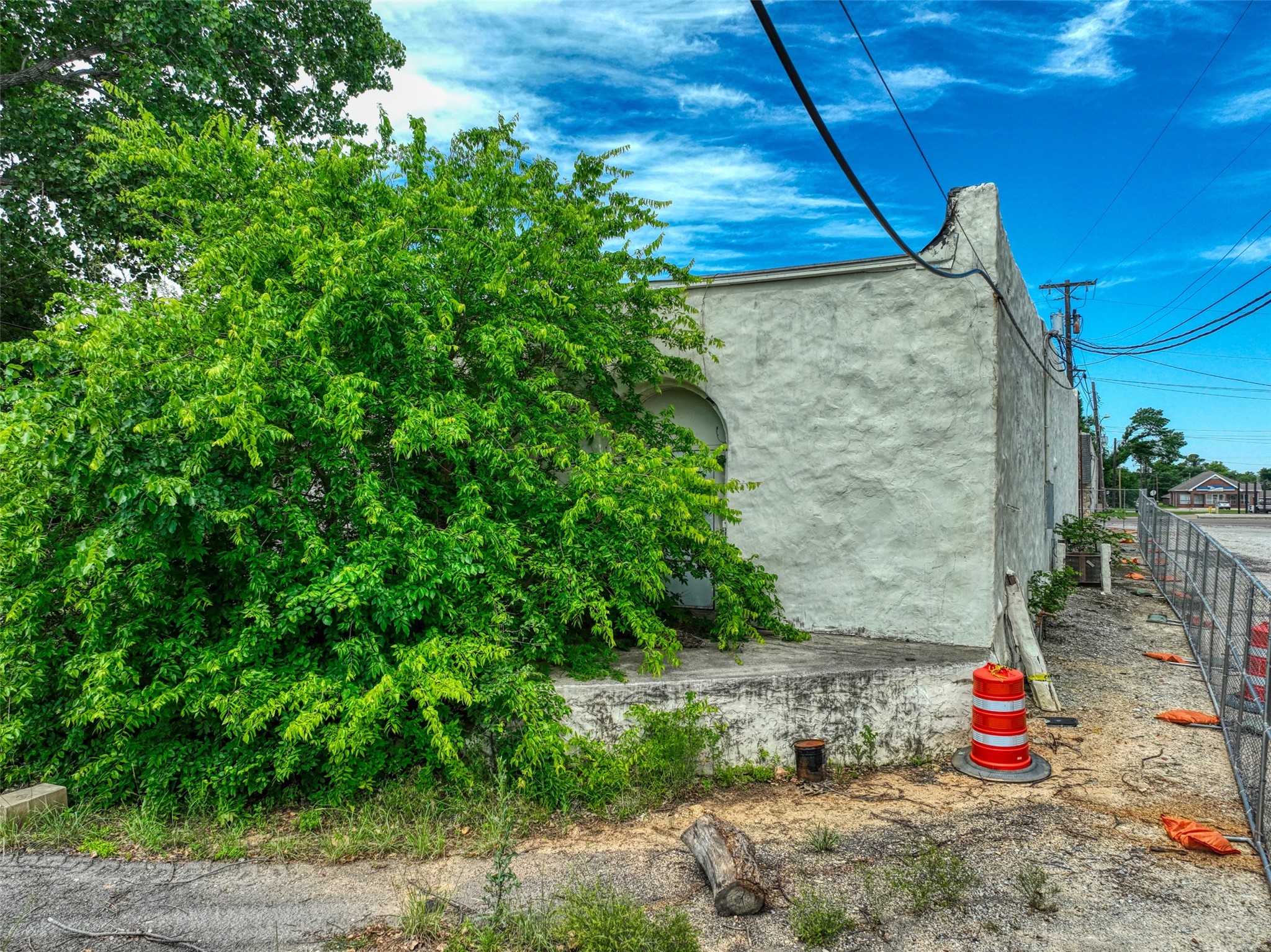 110 N Wickham Street Alvord TX 76225