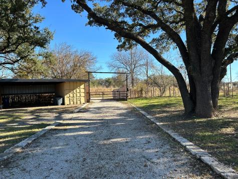 2820 Lucky Pepper Drive Granbury TX 76049