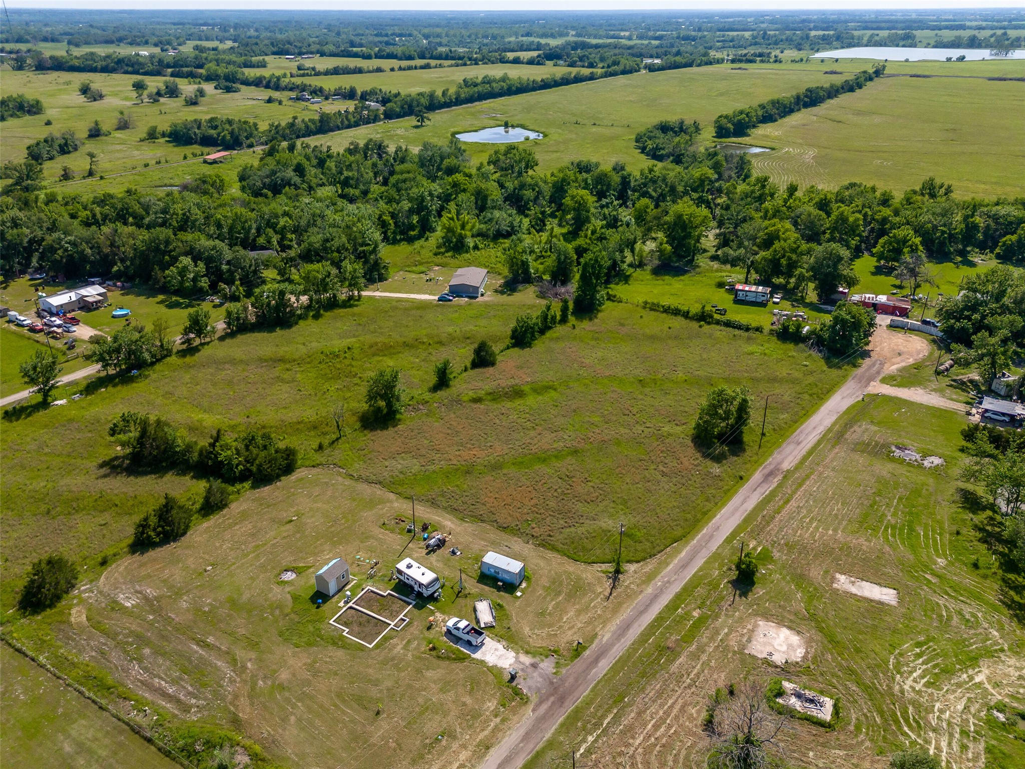 23070 County Road 44190 Paris TX 75462