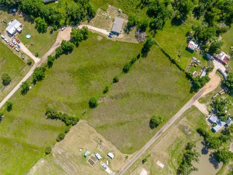 23070 County Road 44190 Paris TX 75462