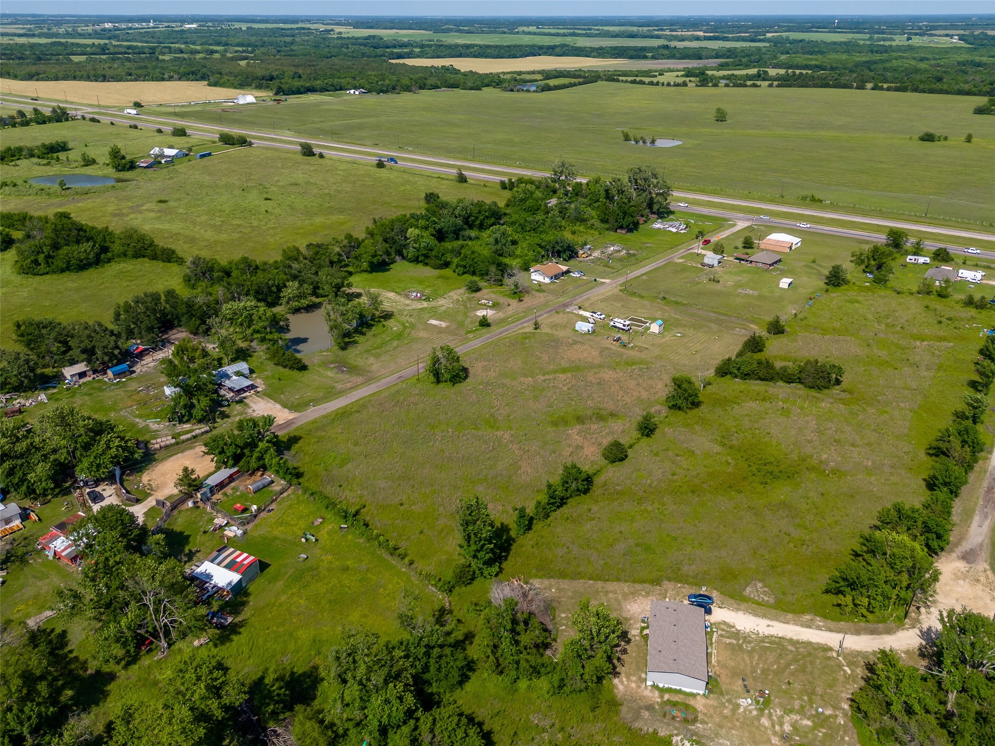 23070 County Road 44190 Paris TX 75462