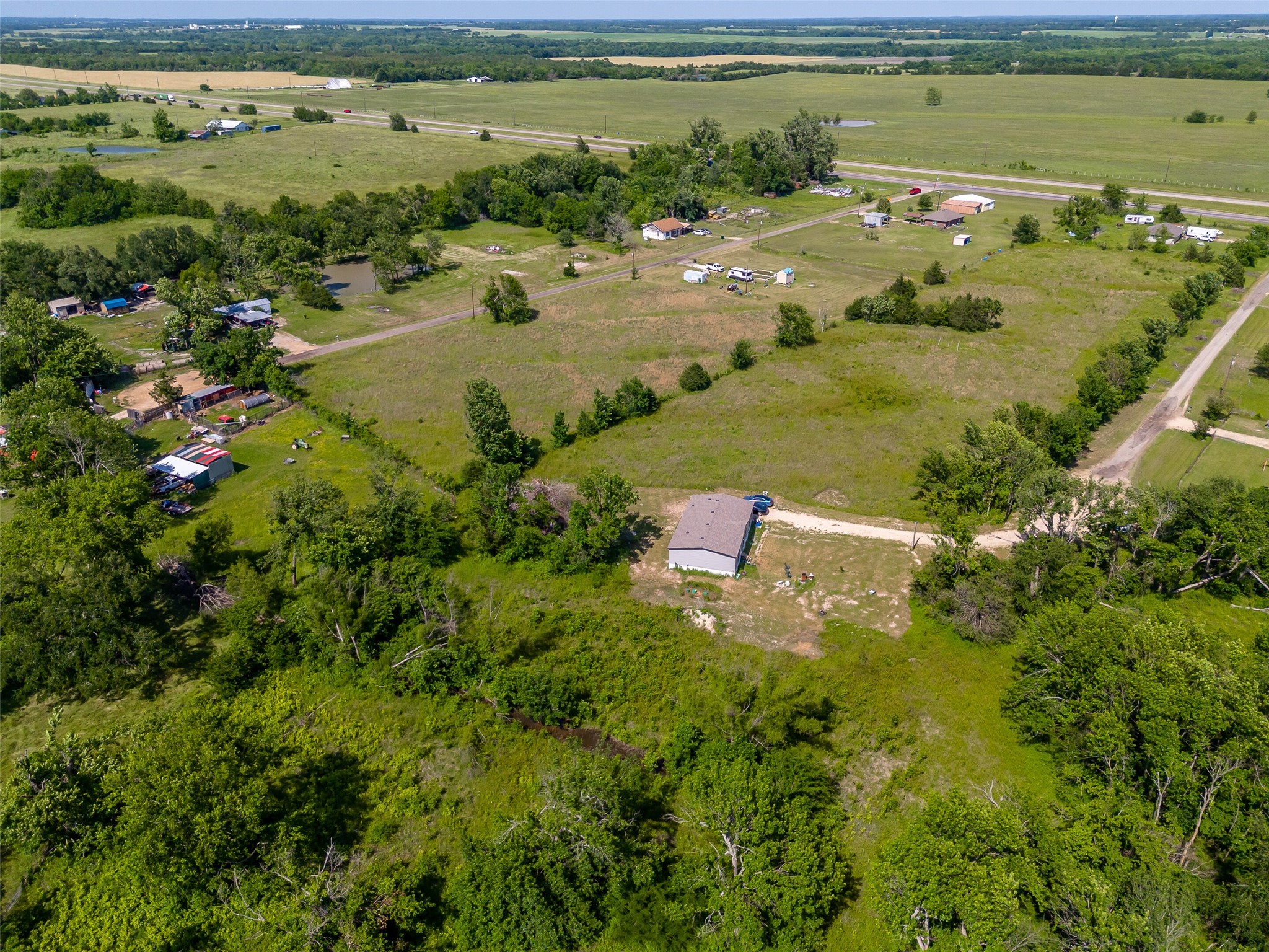 23070 County Road 44190 Paris TX 75462