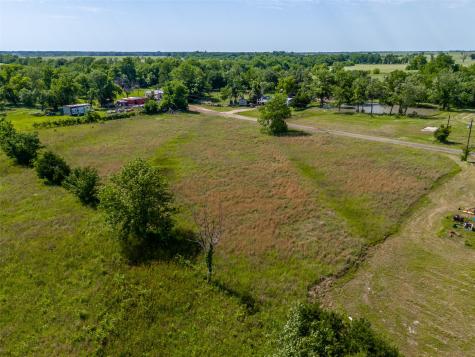 23070 County Road 44190 Paris TX 75462