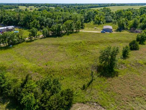 23070 County Road 44190 Paris TX 75462