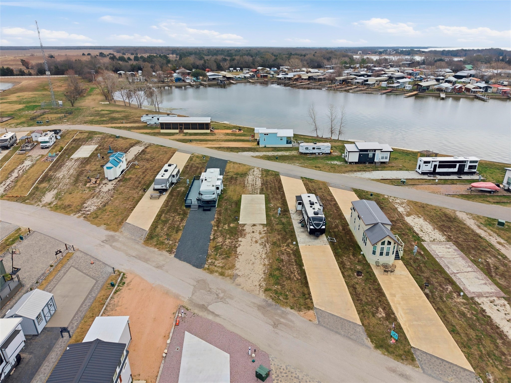 6384 Peninsula Road Kerens TX 75144