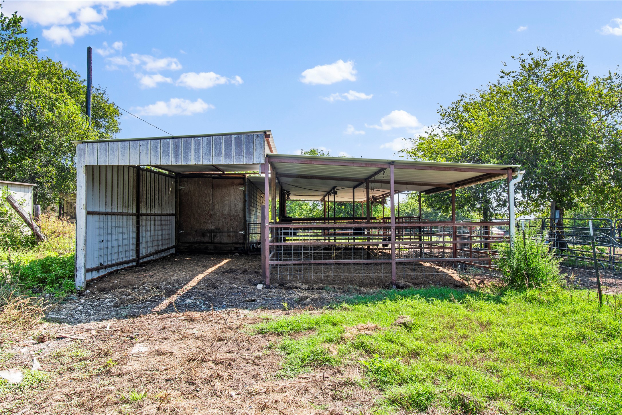 425 Cartwright Drive Benbrook TX 76126