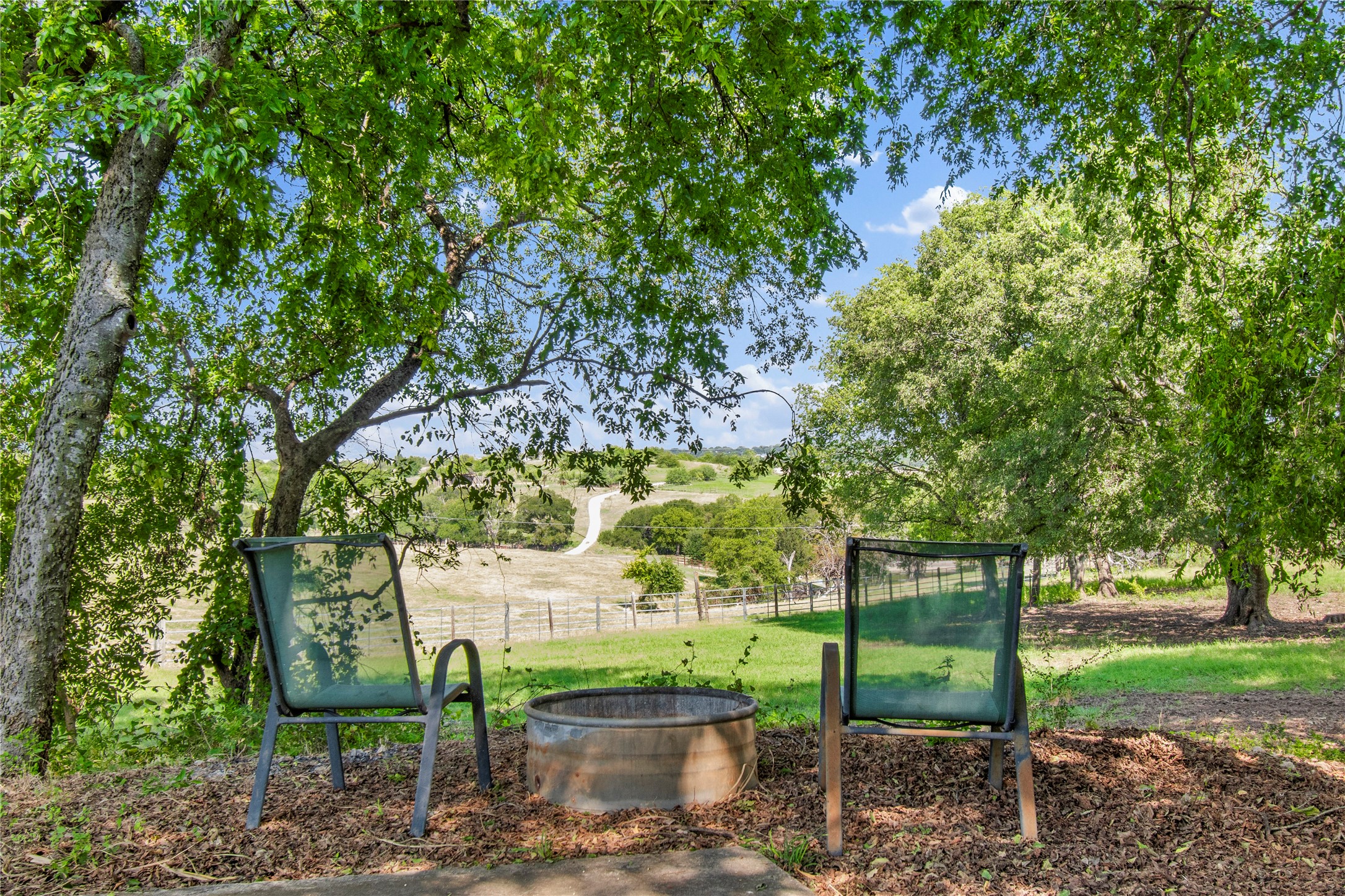 425 Cartwright Drive Benbrook TX 76126
