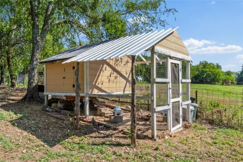 425 Cartwright Drive Benbrook TX 76126