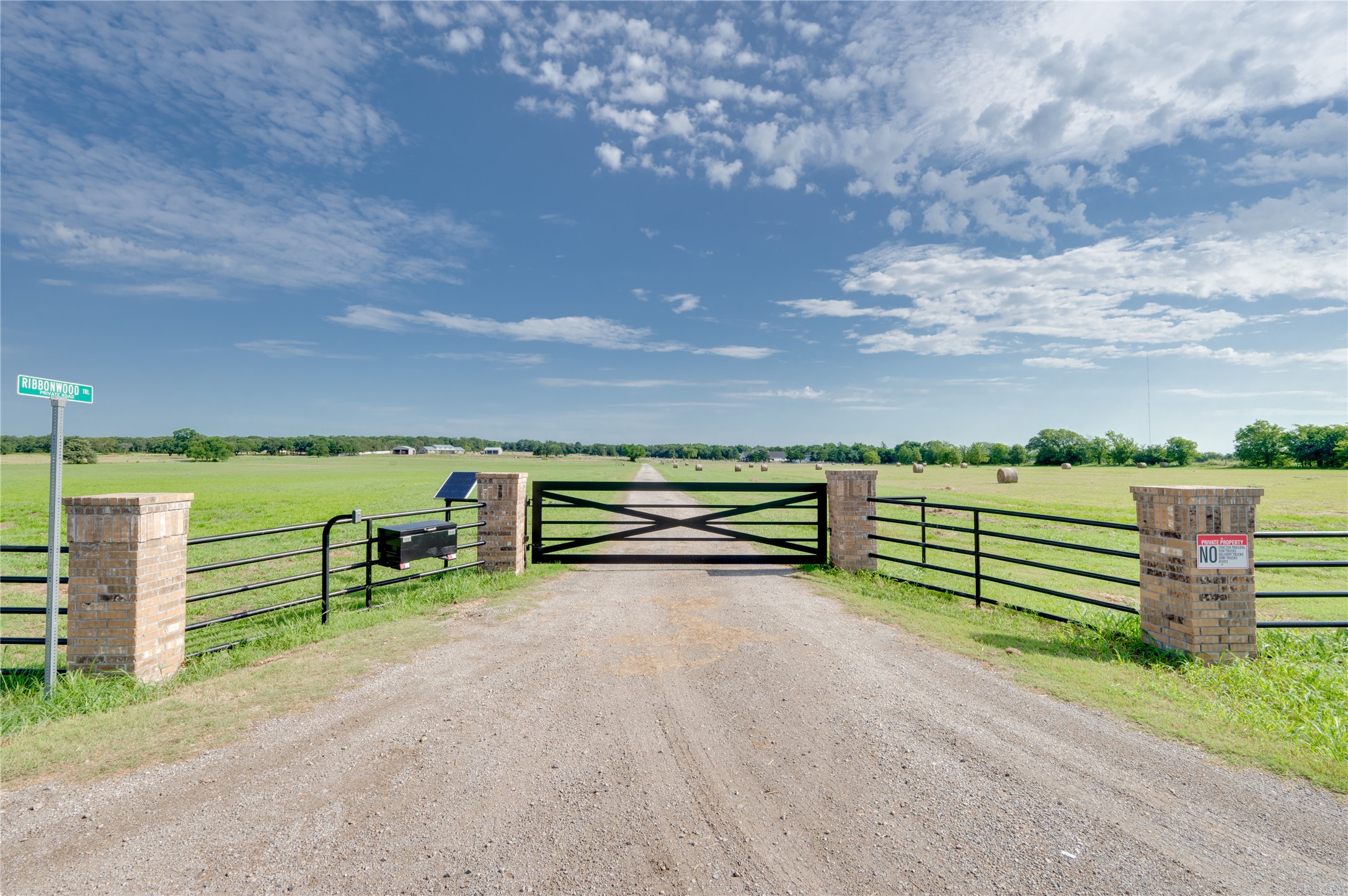 75 Ribbonwood Trail Collinsville TX 76233