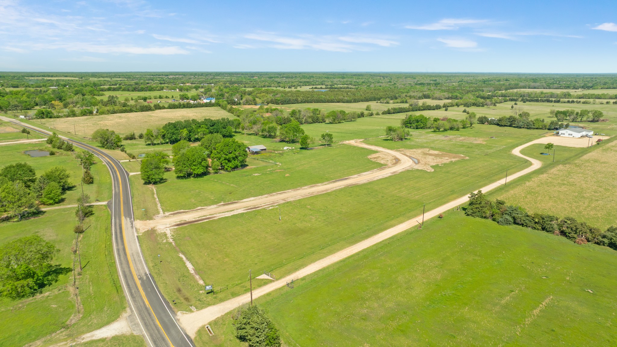 200 Private Road 33261 Sumner TX 75486