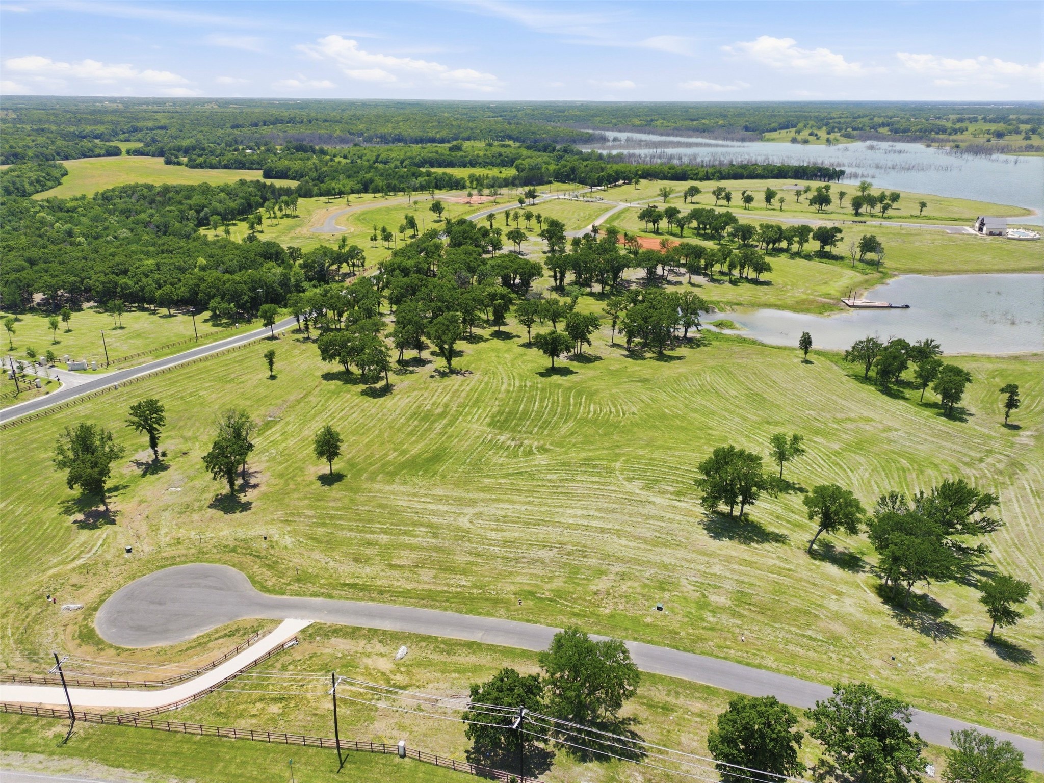 215 Lakeshore Terrace Windom TX 75492