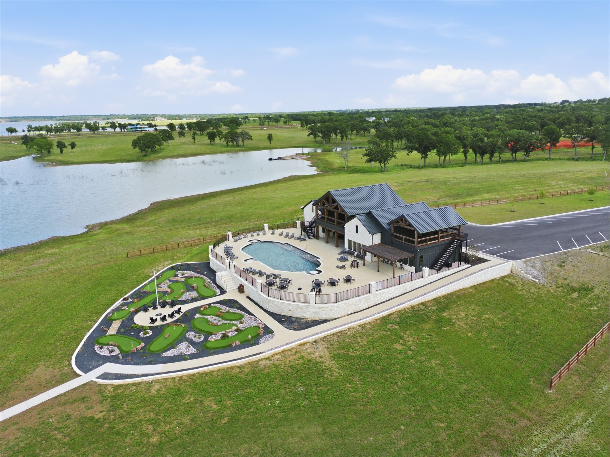 215 Lakeshore Terrace Windom TX 75492