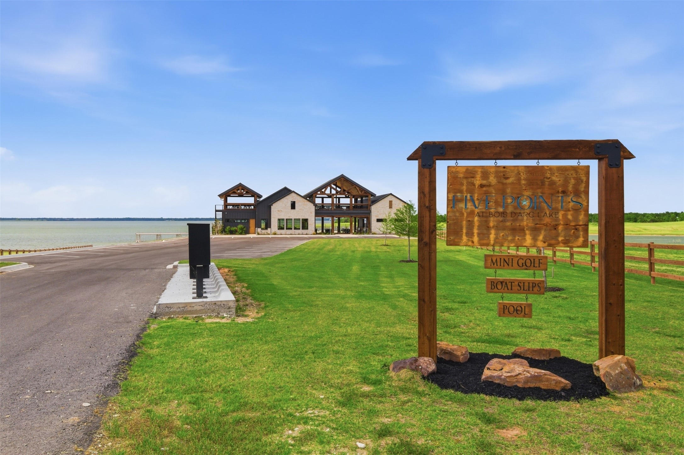 215 Lakeshore Terrace Windom TX 75492