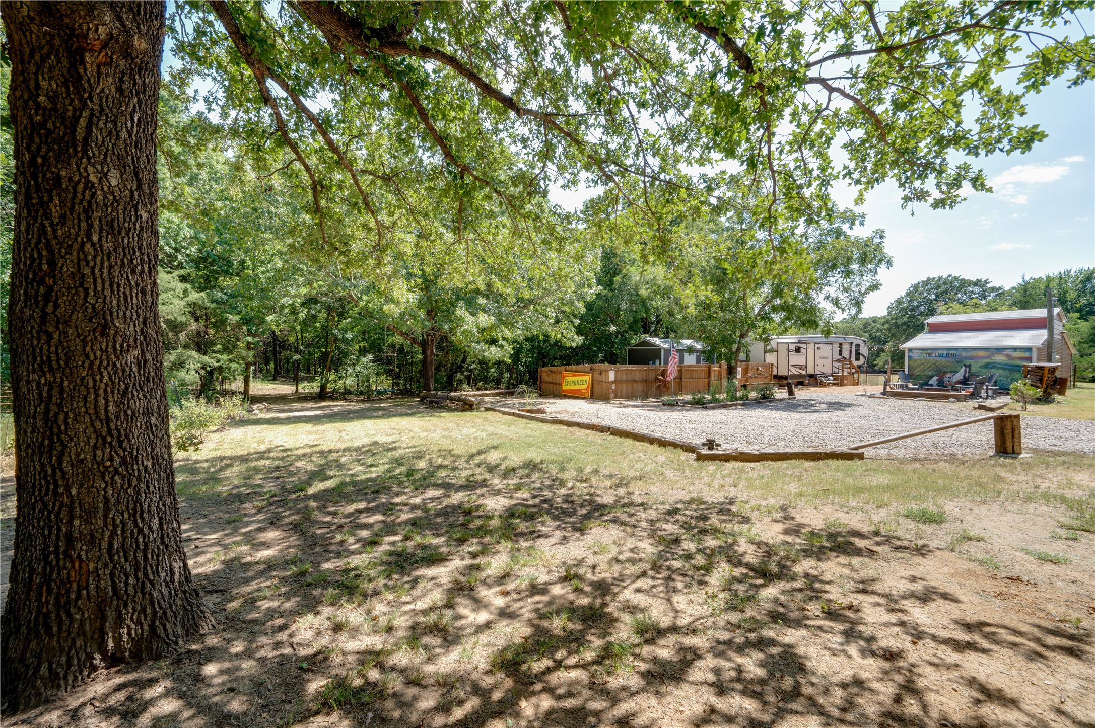 994 Cr 2770 Honey Grove TX 75446