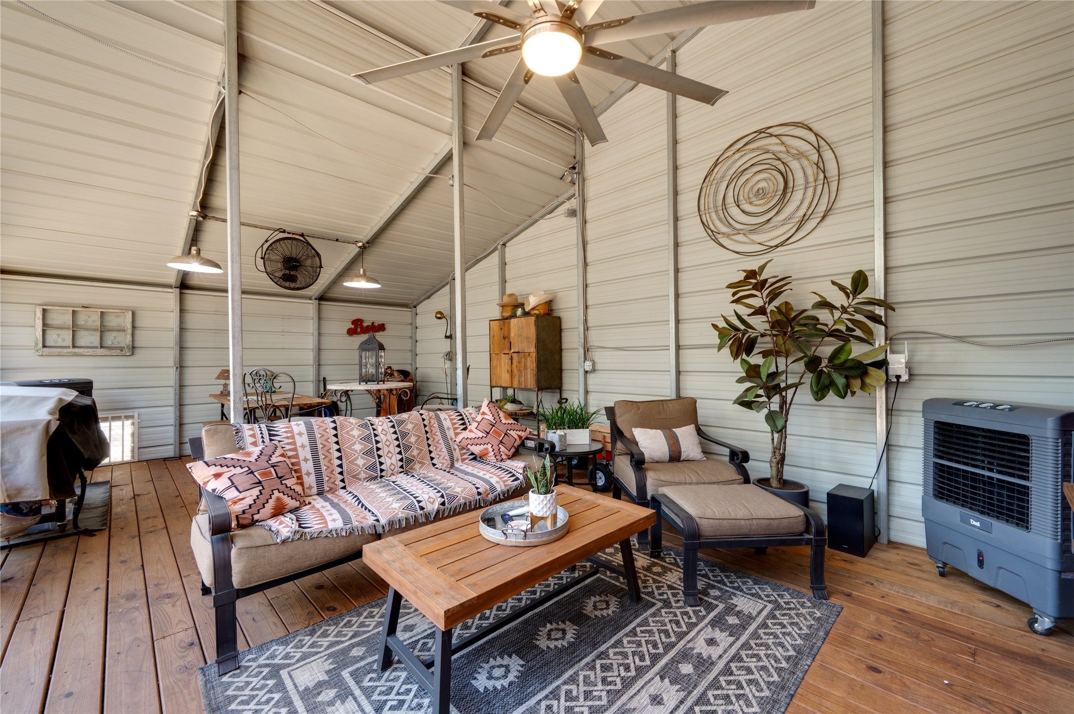994 Cr 2770 Honey Grove TX 75446