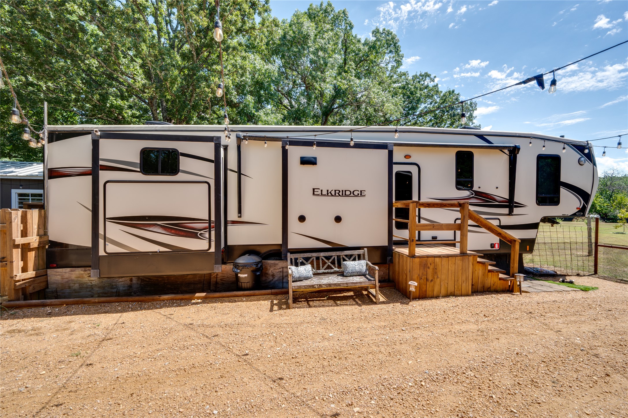 994 Cr 2770 Honey Grove TX 75446