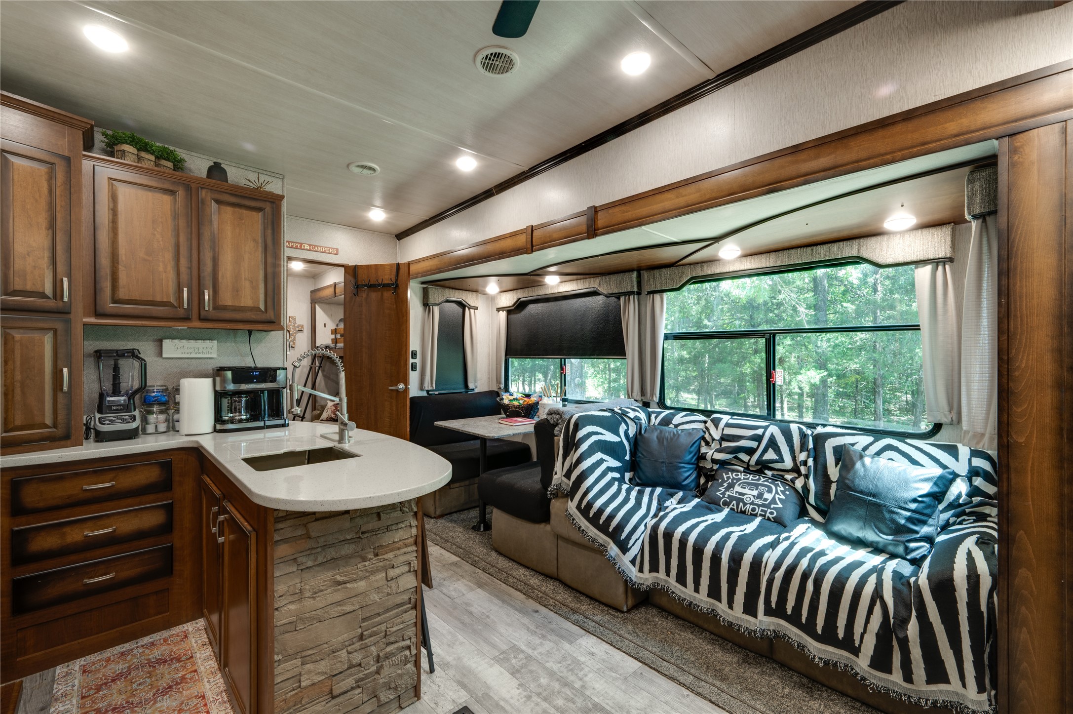 994 Cr 2770 Honey Grove TX 75446