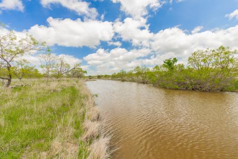 817 County Road 130 Ballinger TX 76882