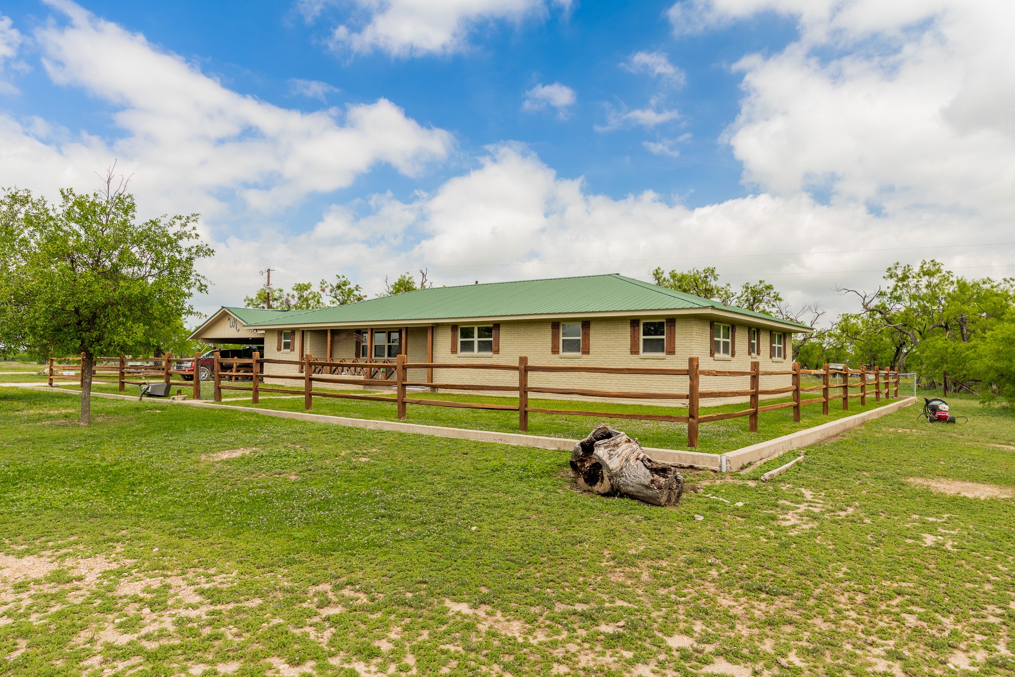 817 County Road 130 Ballinger TX 76882