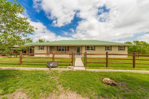 817 County Road 130 Ballinger TX 76882