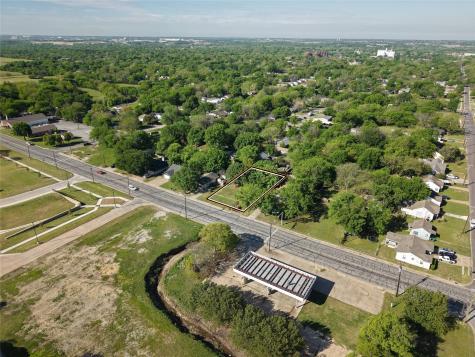 484 S Dewey Avenue Sherman TX 75090