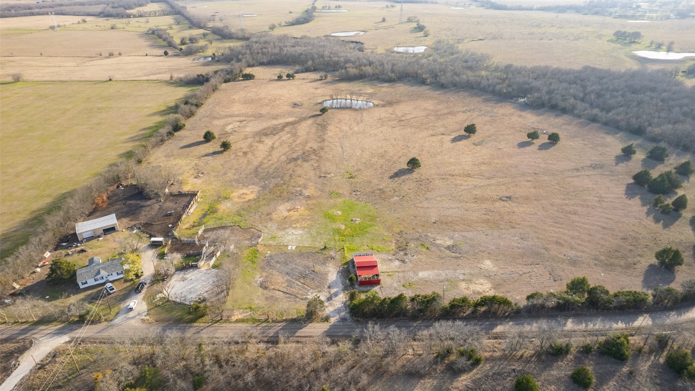 393 County Road 4300 Greenville TX 75401