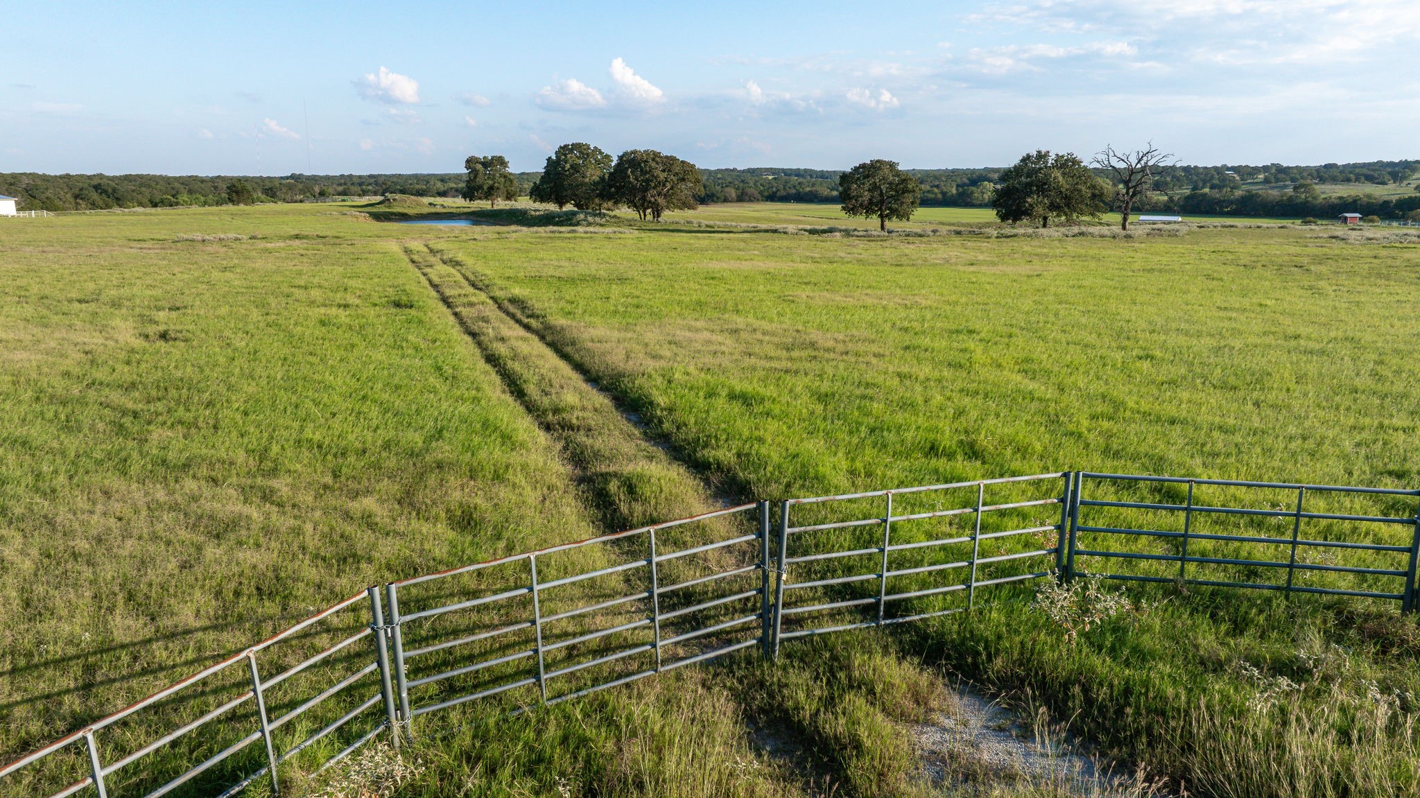 3688 N Fm 1655 Alvord TX 76225