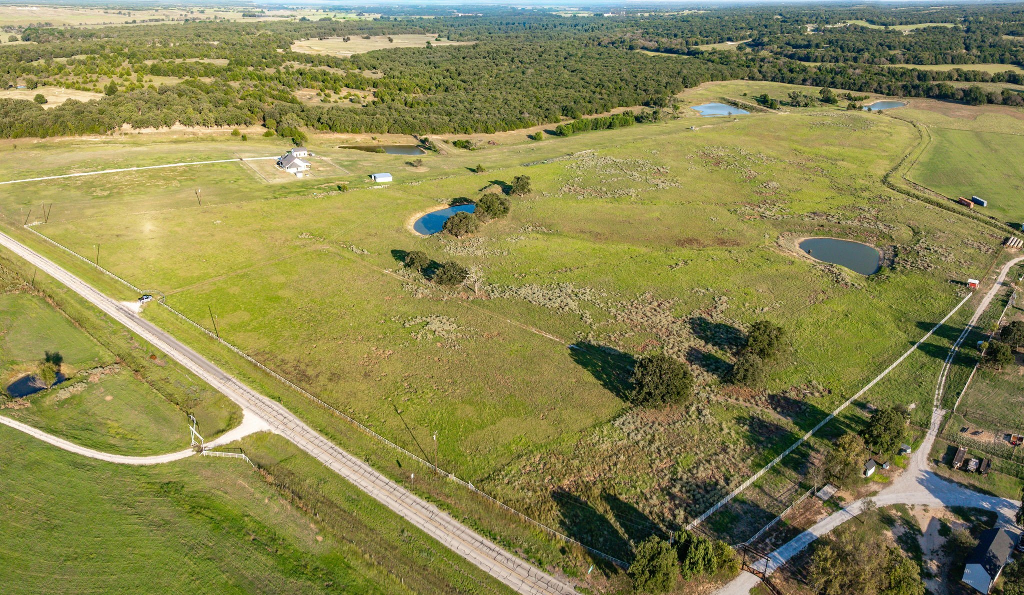 3688 N Fm 1655 Alvord TX 76225