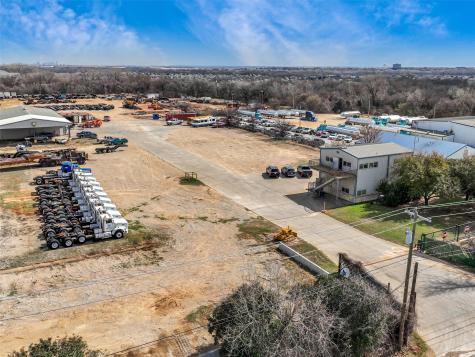 3550 S Main Street Fort Worth TX 76040