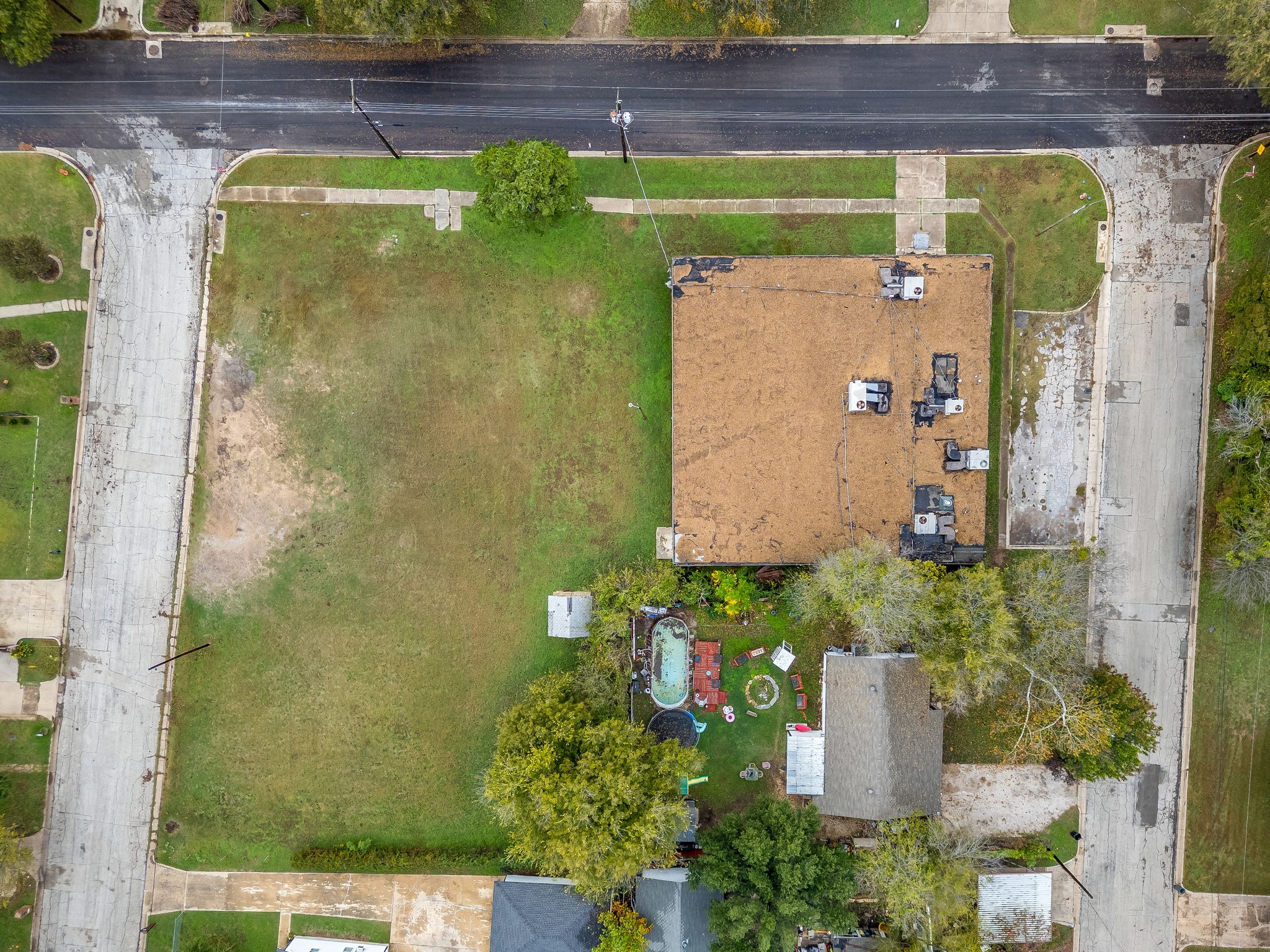 5550 Baylor Avenue River Oaks TX 76114