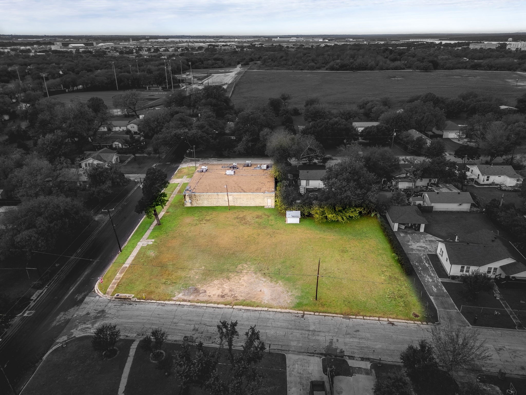 5550 Baylor Avenue River Oaks TX 76114