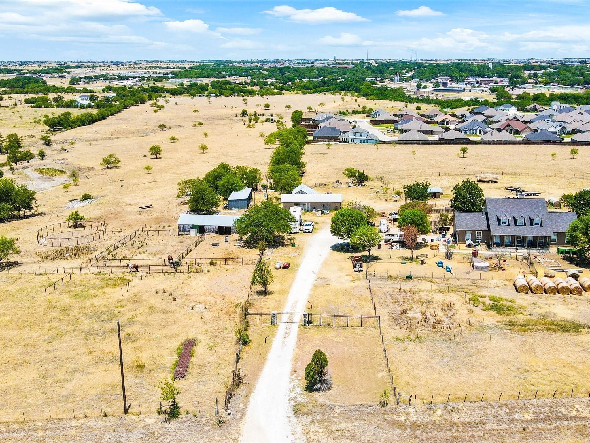 9599 Fm 2331 Godley TX 76044