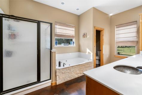 12701 Fm 2010 Chandler TX 75758