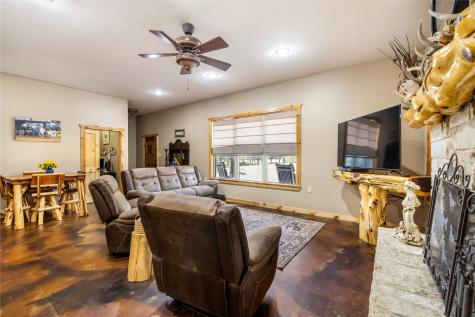 12701 Fm 2010 Chandler TX 75758