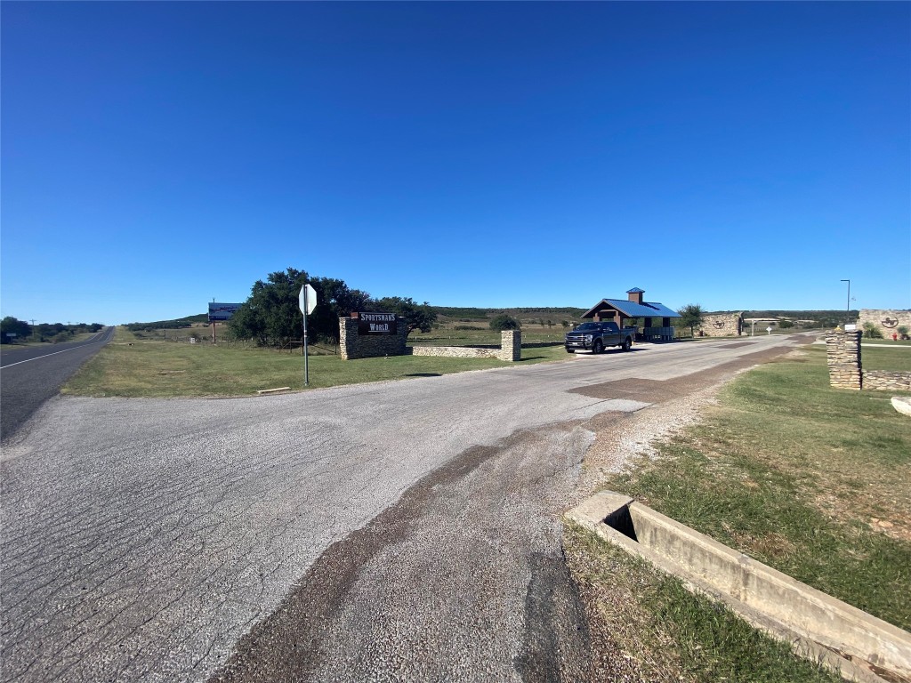 2423 N State Highway 16 Strawn TX 76475