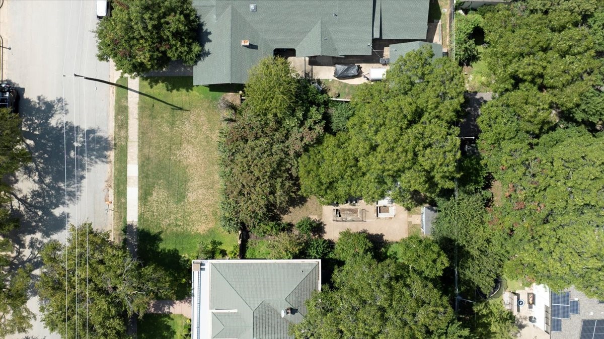 2328 Mistletoe Boulevard Fort Worth TX 76110