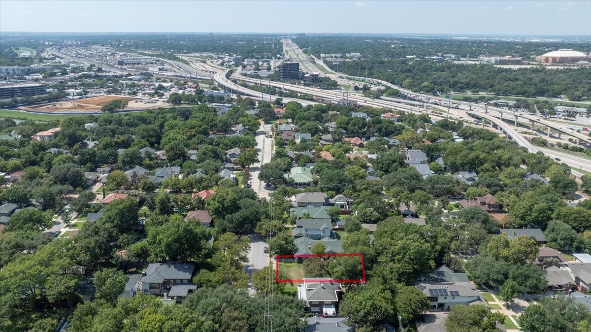 2328 Mistletoe Boulevard Fort Worth TX 76110