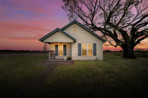 3913 Fm 1956 Nocona TX 76255