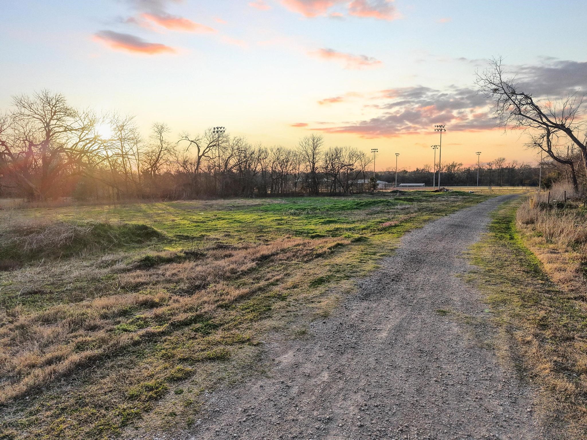 120 Holmes Street Trenton TX 75490