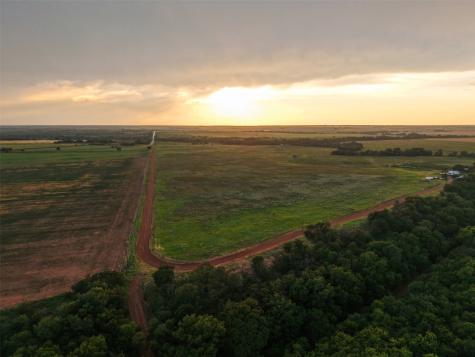 6977 E Fm 171 Byers TX 76357